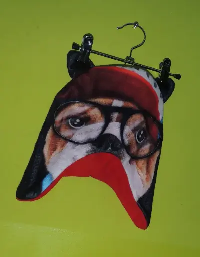 BONNET CHAUD POUR ENFANT TAILLE UNIQUE 6 a 10 ANS CHIEN ROUGE